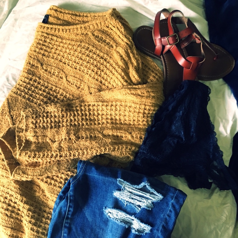Mustard knit sweater from Abercrombie and Fitch.